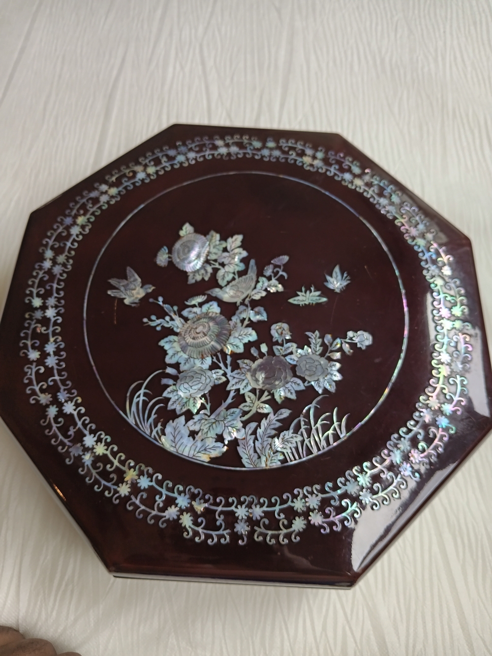 Octagonal Oriental Lacquer  Box with Mother-of-Pearl Floral Inlay